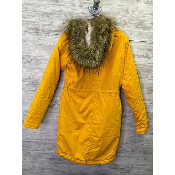 Abercrombie & Fitch Coat Womens XS Yellow Full Zip Sherpa Lined Faux Fur Parka - Picture 12 of 16